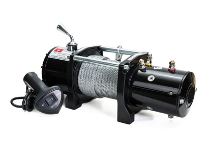 絞盤、防沙板、猴爬桿一個也不能少